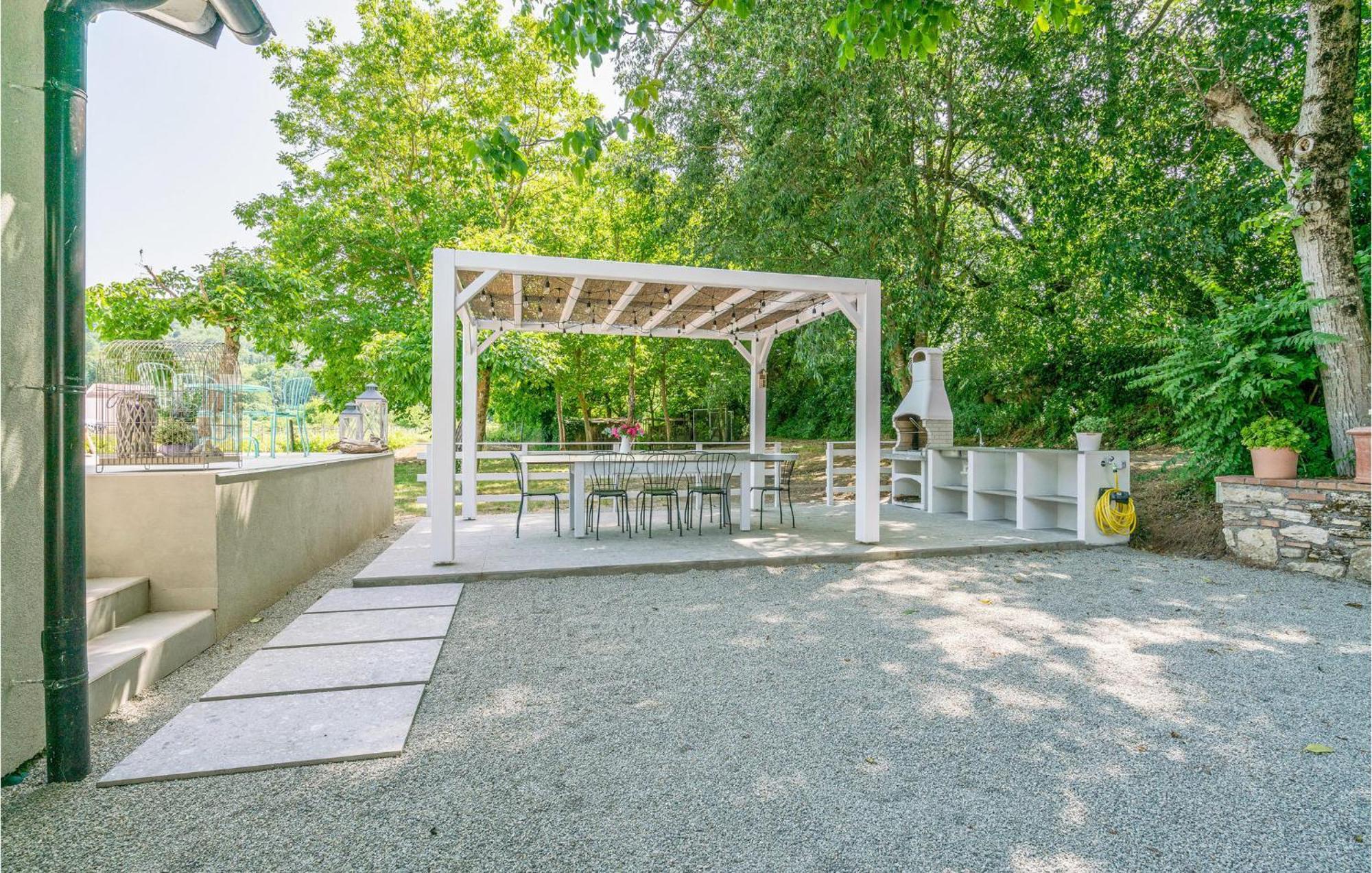 Lovely Home In Orte With House A Panoramic View Exterior foto