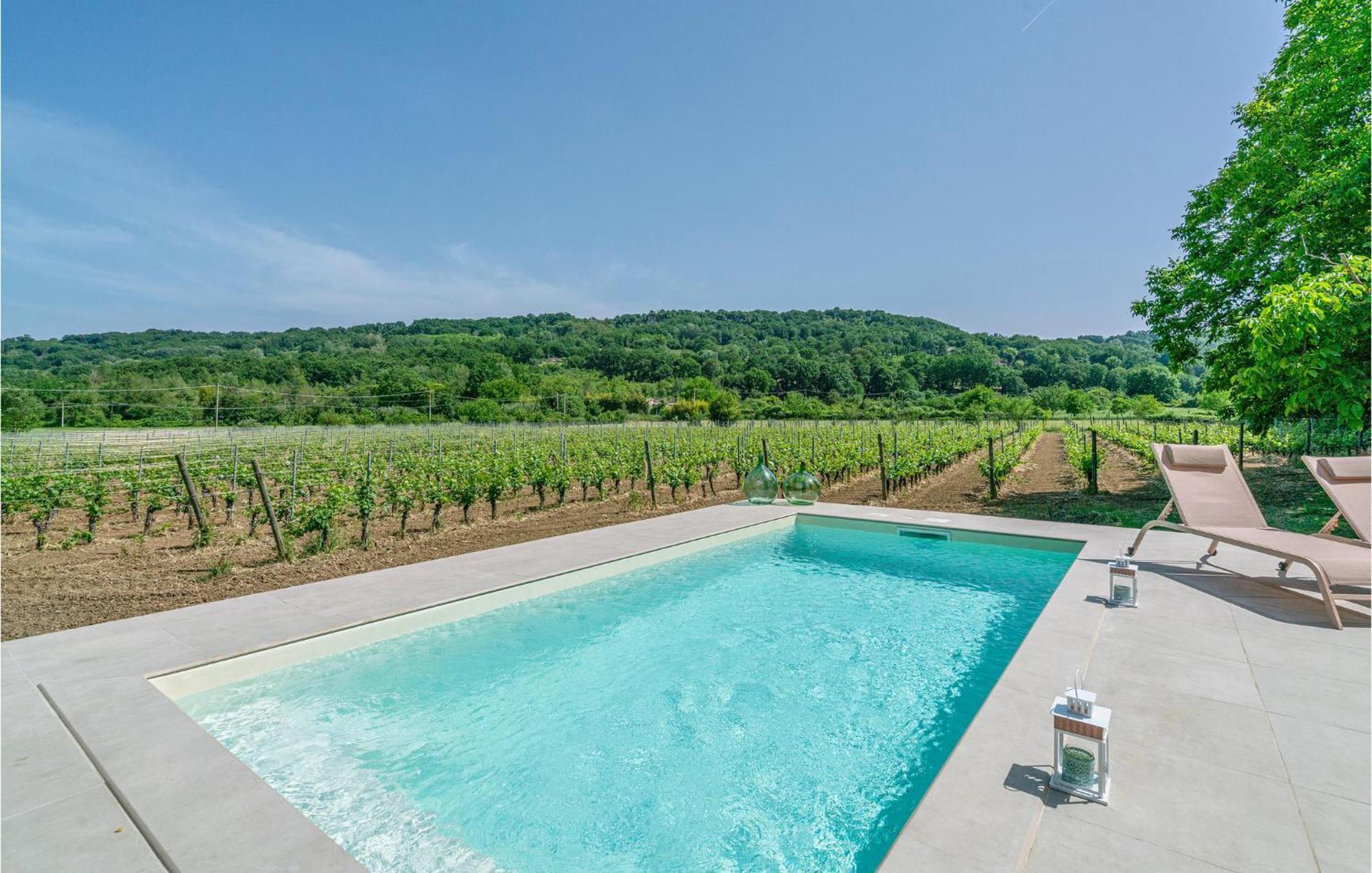 Lovely Home In Orte With House A Panoramic View Exterior foto